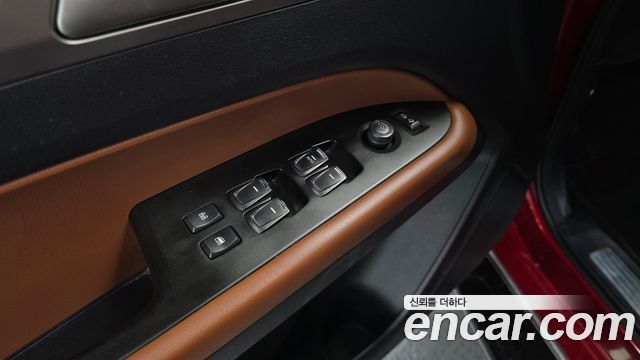 KG Mobility Rexton 2018 — photo 27