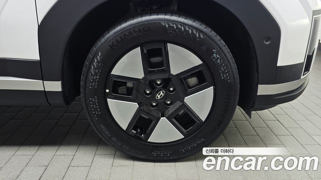 Hyundai Santafe 2025 — photo 5