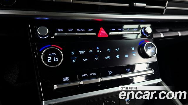 Hyundai Santafe 2025 — photo 17