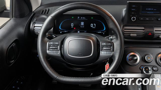 Hyundai Casper 2023 — photo 18