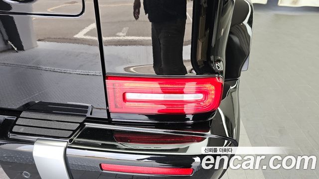 Mercedes-Benz G-Class 2019 — photo 9