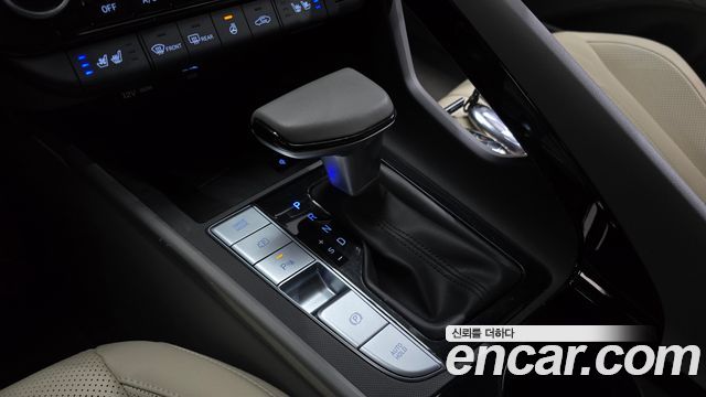Hyundai AVANTE 2025 — photo 12