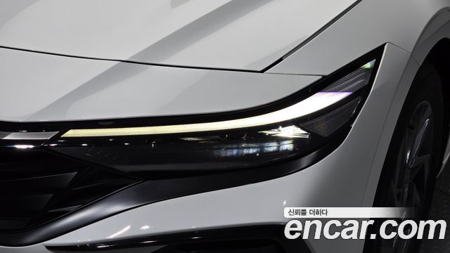 Hyundai AVANTE 2025 — photo 8