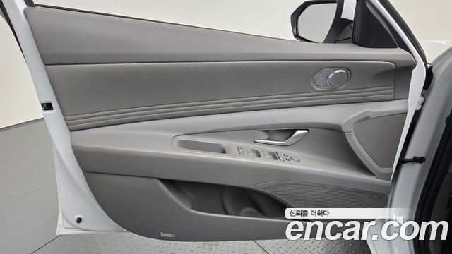 Hyundai AVANTE 2025 — photo 14