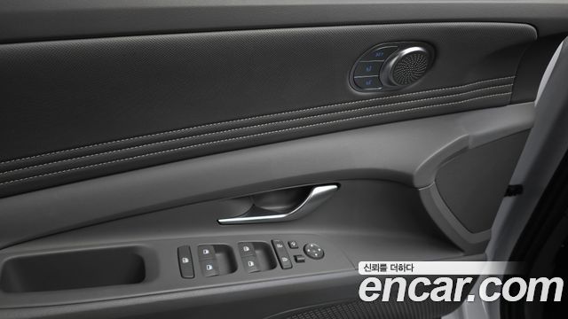 Hyundai AVANTE 2025 — photo 29