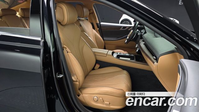 Genesis G80 2022 — photo 11
