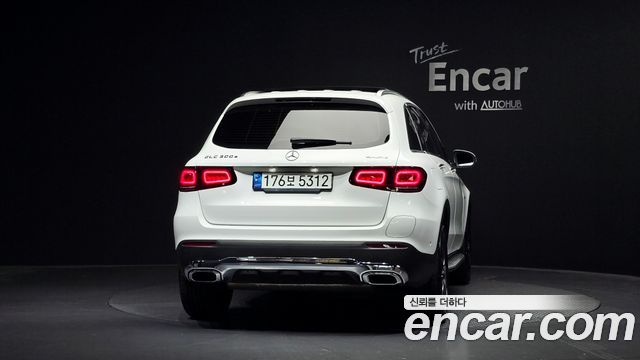 Mercedes-Benz GLC-Class 2021 — photo 4