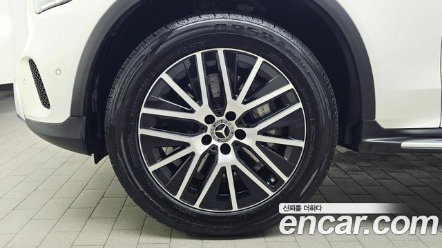 Mercedes-Benz GLC-Class 2021 — photo 5