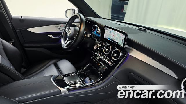 Mercedes-Benz GLC-Class 2021 — photo 26