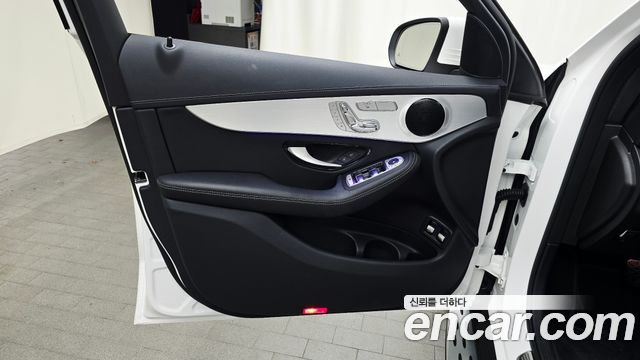 Mercedes-Benz GLC-Class 2021 — photo 14