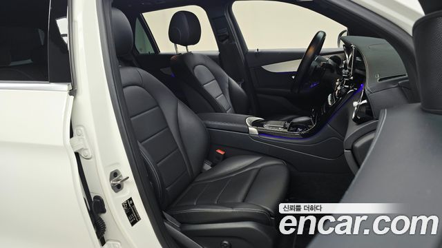 Mercedes-Benz GLC-Class 2021 — photo 16