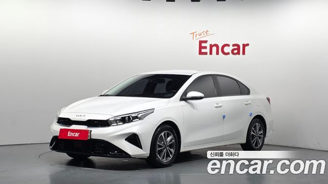 Kia K3 2023 — photo 1