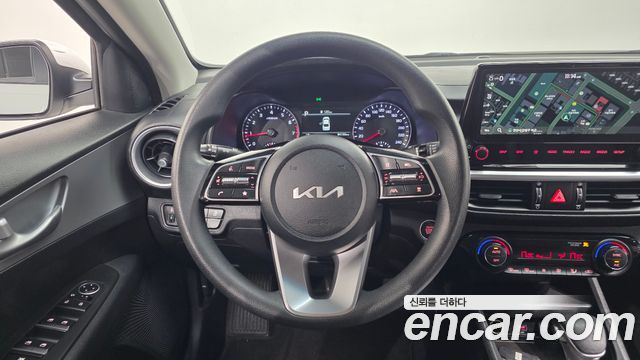 Kia K3 2023 — photo 13