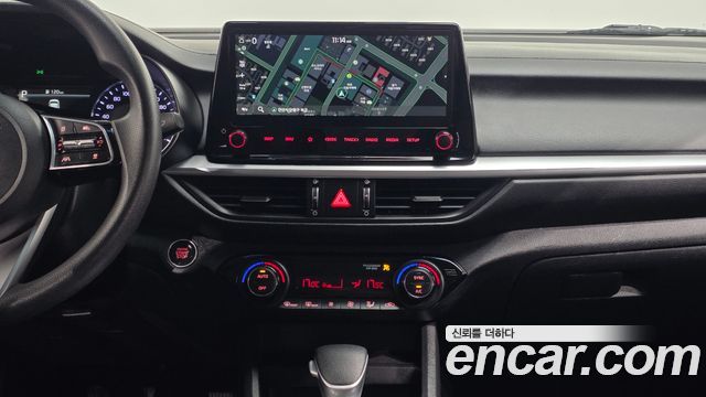 Kia K3 2023 — photo 20
