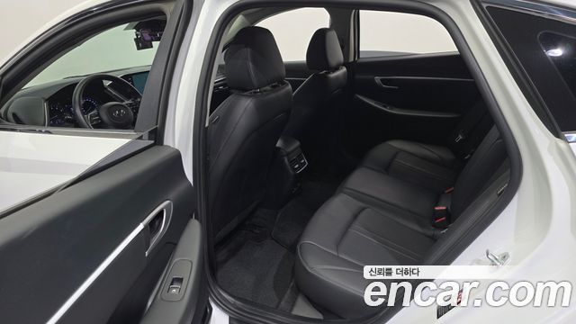 Hyundai Sonata 2020 — photo 12