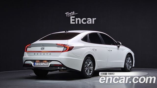 Hyundai Sonata 2023 — photo 2