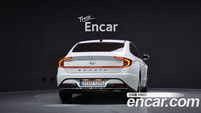 Hyundai Sonata 2023 — photo 4