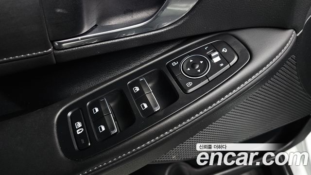 Hyundai Sonata 2023 — photo 23