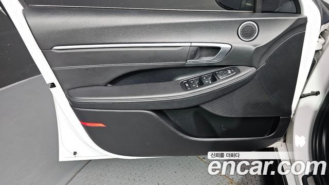 Hyundai Sonata 2023 — photo 14