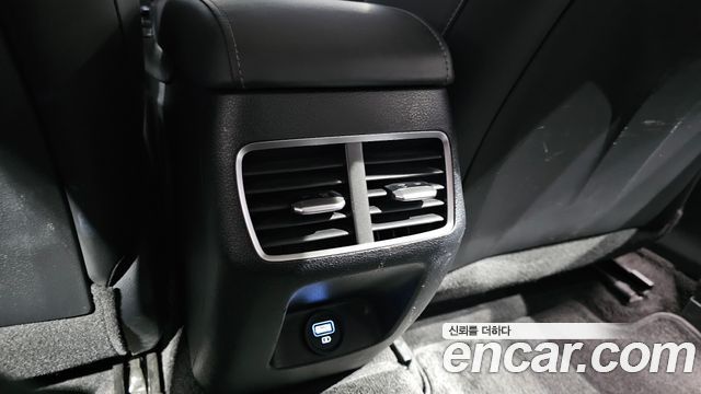 Hyundai Sonata 2023 — photo 30