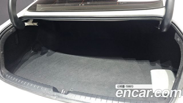 Hyundai Sonata 2023 — photo 31