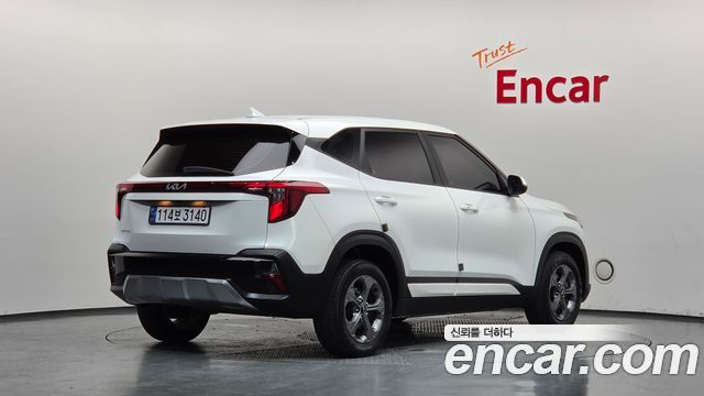Kia Seltos 2023 — photo 2