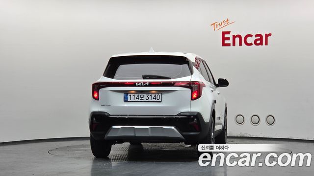 Kia Seltos 2023 — photo 4