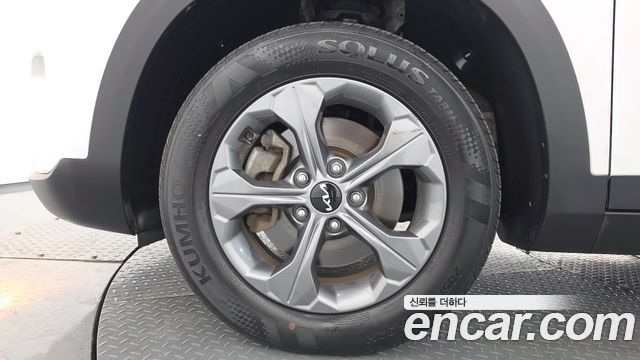 Kia Seltos 2023 — photo 5
