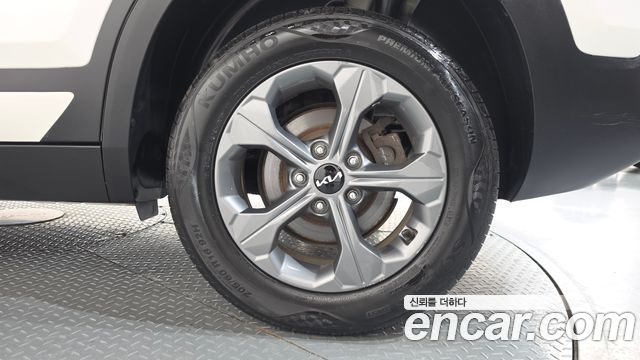 Kia Seltos 2023 — photo 7