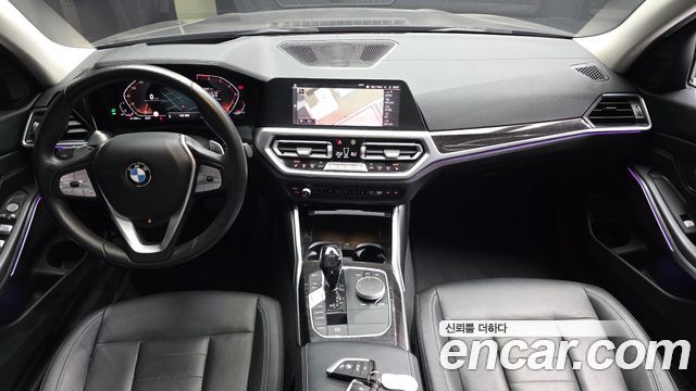 BMW 3-Series 2021 — photo 10