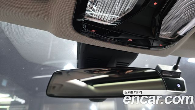 BMW 3-Series 2021 — photo 23