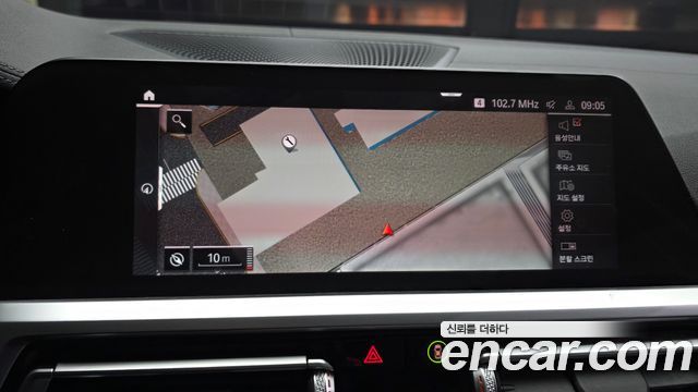 BMW 3-Series 2021 — photo 27