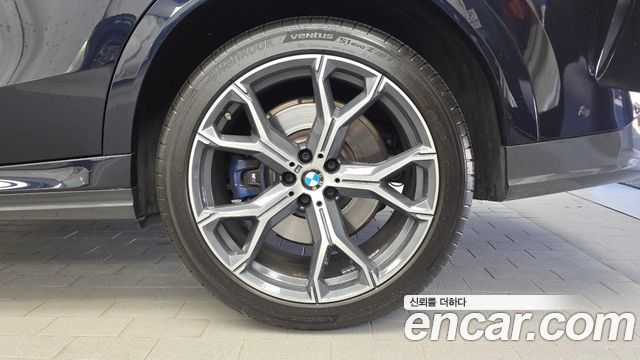 BMW X6 2021 — photo 7