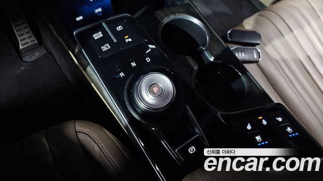 Kia K8 2022 — photo 9
