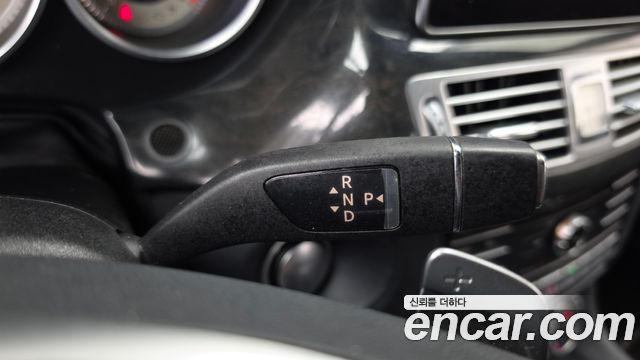 Mercedes-Benz CLS-Class 2016 — photo 9