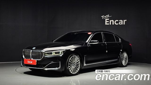BMW 7-Series 2022 — photo 1