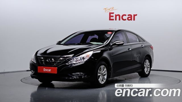 Hyundai Sonata 2010 — photo 1