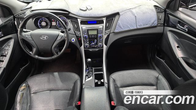 Hyundai Sonata 2010 — photo 7