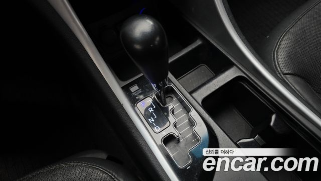 Hyundai Sonata 2010 — photo 9