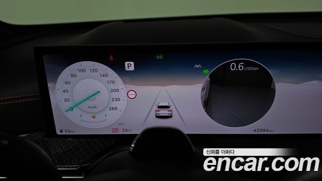 Genesis GV80 2024 — photo 8