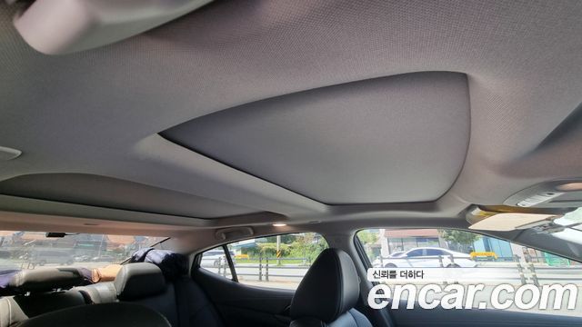 Nissan Maxima 2017 — photo 9