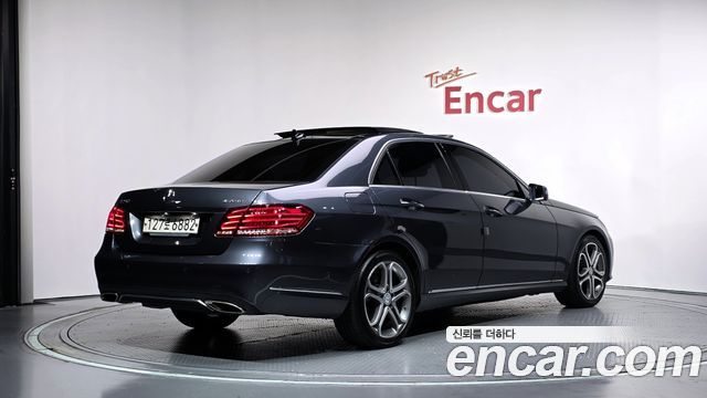 Mercedes-Benz E-Class 2016 — photo 2