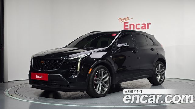 Cadillac XT4 2021 — photo 1