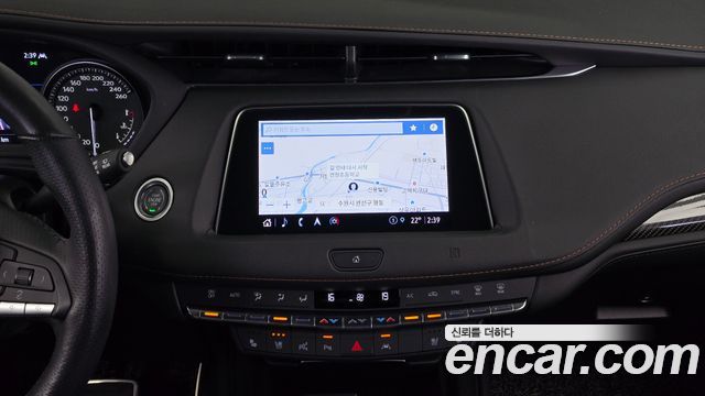 Cadillac XT4 2021 — photo 18