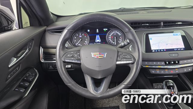 Cadillac XT4 2021 — photo 19