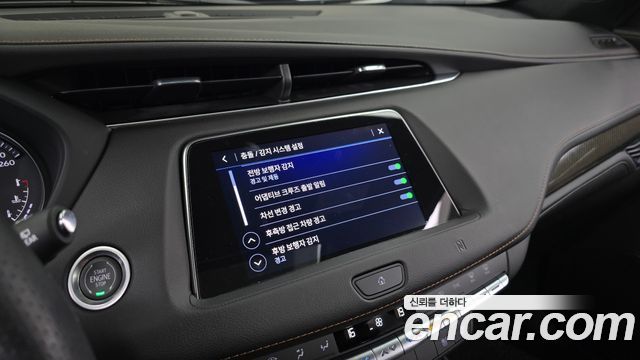 Cadillac XT4 2021 — photo 32