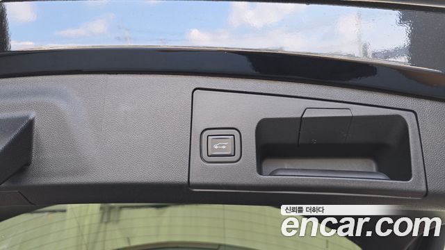 Cadillac XT4 2021 — photo 33