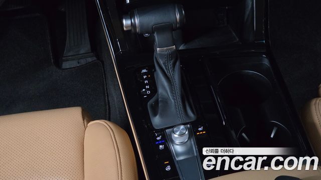 Kia K7 2020 — photo 12