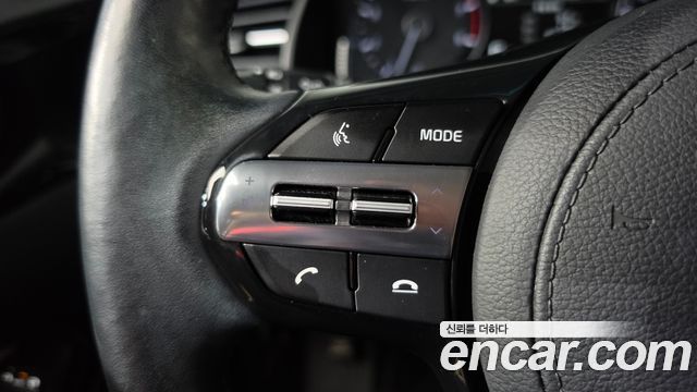 Kia K7 2020 — photo 22