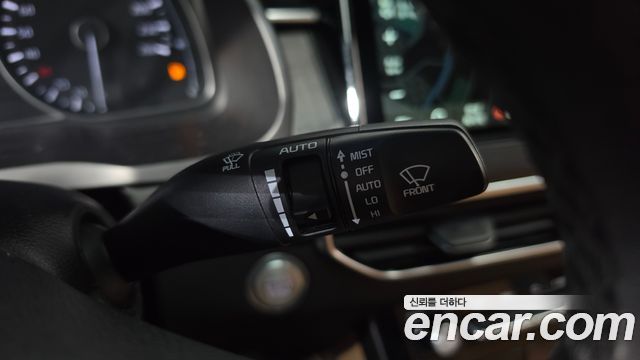 Kia K7 2020 — photo 28